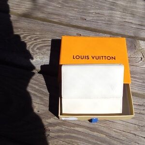 GUC Louie Vuitton Epi Wallet